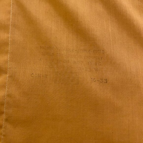 Vintage Arrow Terricota Formal Wear Shirt 16-33 Made in Canada. Orange ruffles - Picture 4 of 13